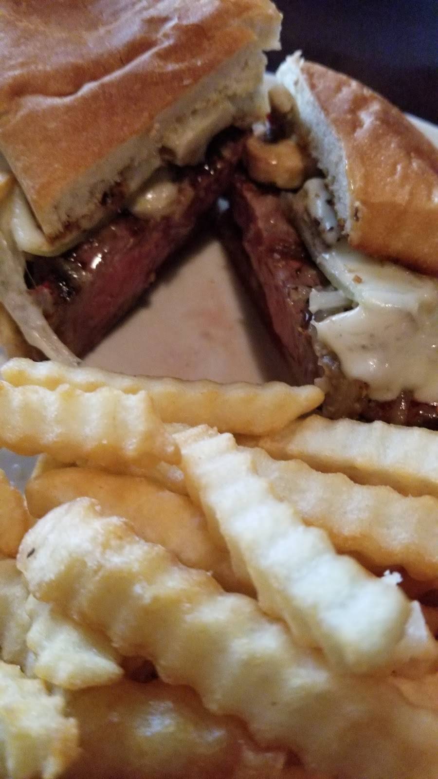 Sorrentinos Spaghetti House | restaurant | 5640 Main St, Buffalo, NY 14221, USA | 7166332150 OR +1 716-633-2150