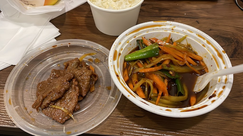 Chop Chop | restaurant | 501 W 184th St, New York, NY 10033, USA | 2122467246 OR +1 212-246-7246