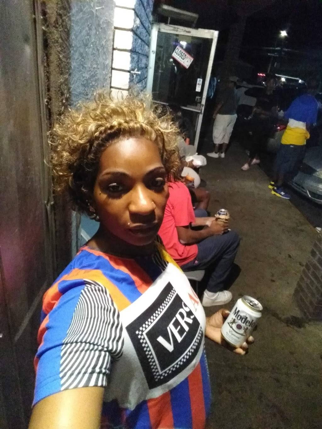 Jus Ds Wings | restaurant | 1221 Joseph E. Boone Blvd NW, Atlanta, GA 30314, USA | 4044815283 OR +1 404-481-5283