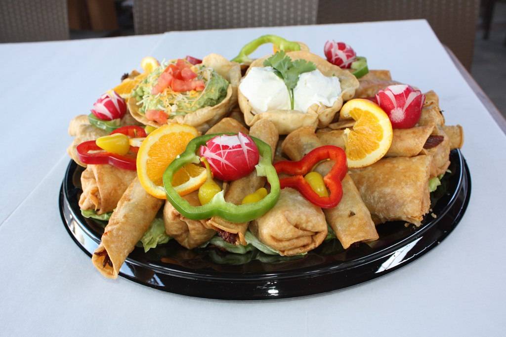 Alfredos Restaurant | restaurant | 2372 Pacific Coast Hwy, Lomita, CA 90717, USA | 3107840393 OR +1 310-784-0393