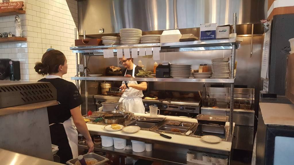 Pine State Biscuits | Division | restaurant | 1100 SE Division St #100, Portland, OR 97202, USA | 5034776605 OR +1 503-477-6605