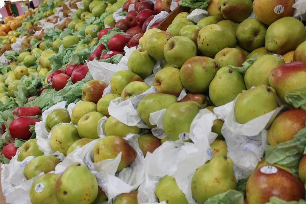 Green Farmers Market | restaurant | 101 Plaza Center, Secaucus, NJ 07094, USA | 2018661200 OR +1 201-866-1200