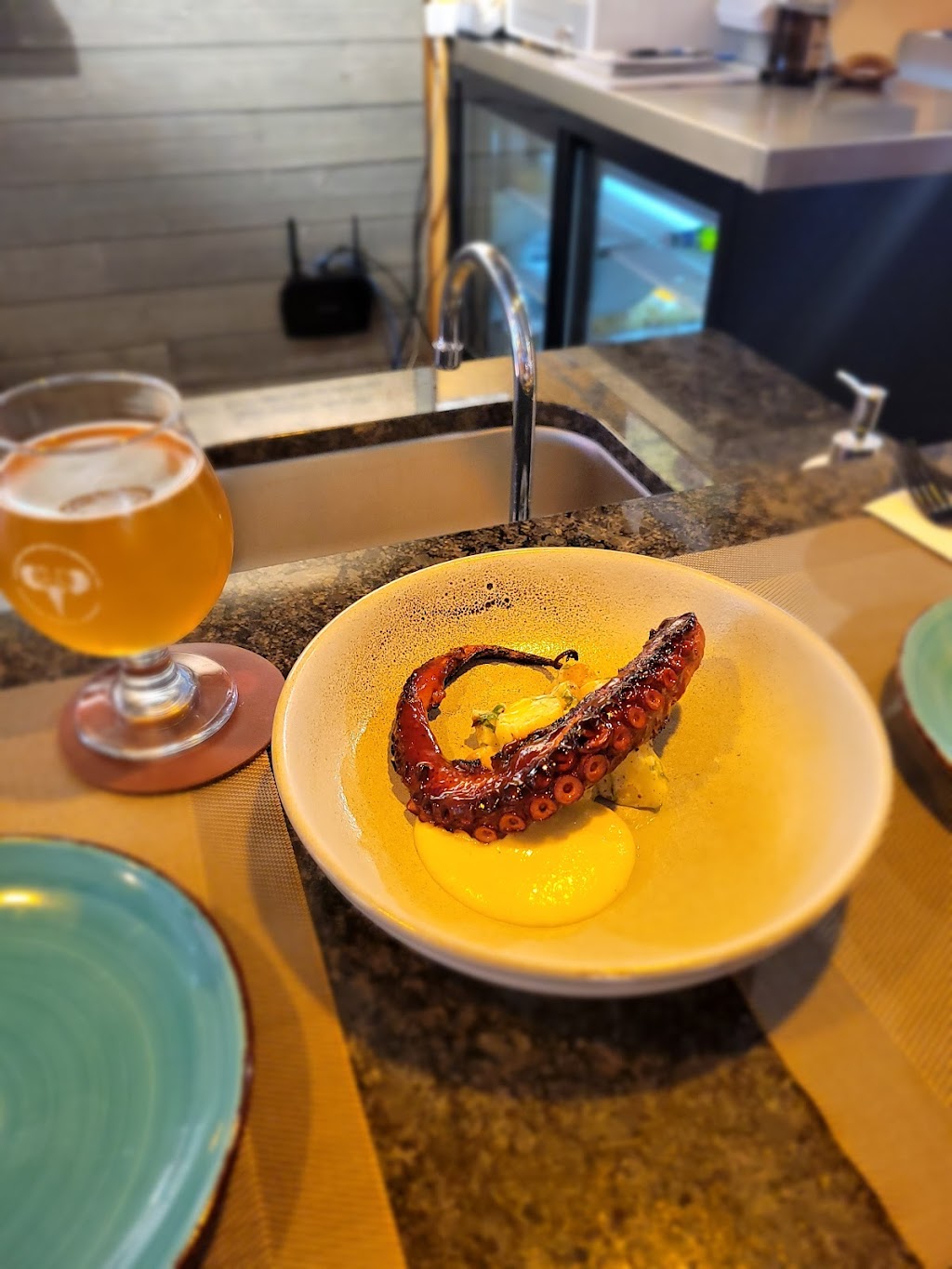 Pasta Mani | restaurant | 160 Green St, Worcester, MA 01605, USA | 5088267405 OR +1 508-826-7405