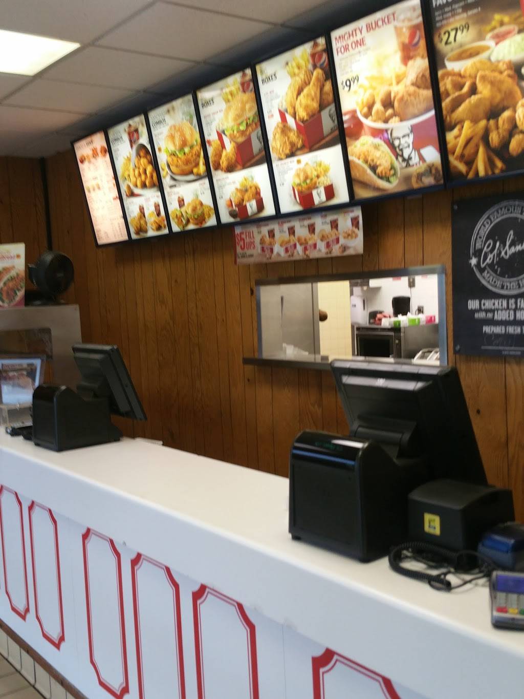 KFC | meal delivery | 623 Niagara St, Welland, ON L3C 1L9, Canada | 9057347796 OR +1 905-734-7796