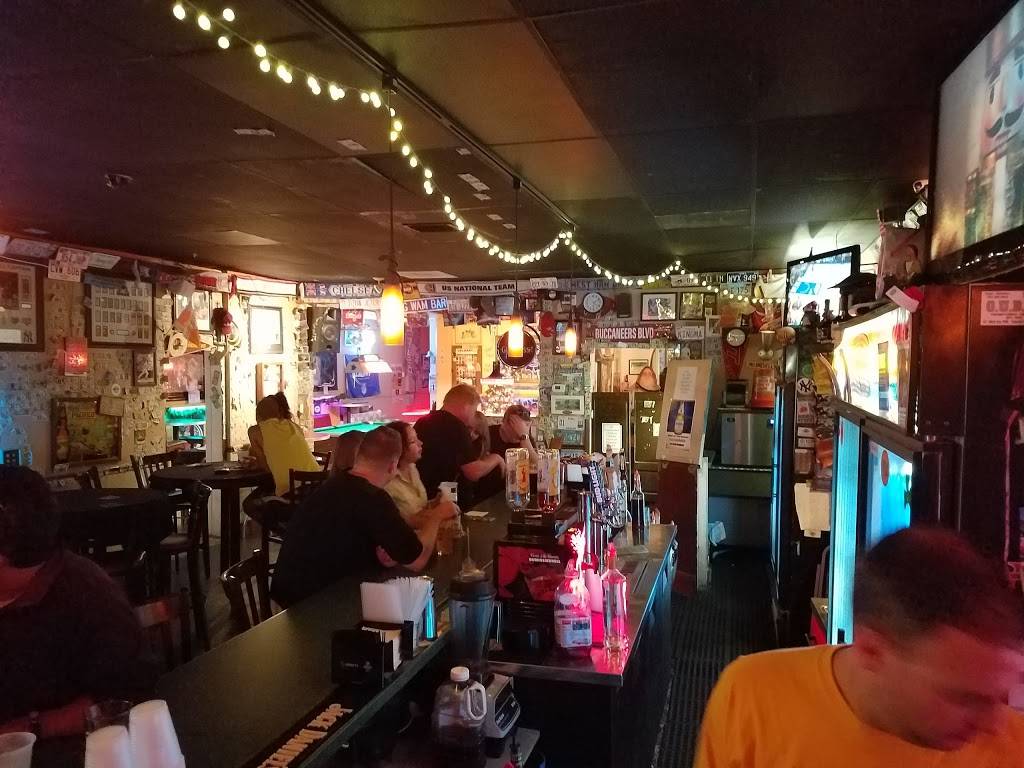 Swigwam Beach Bar | restaurant | 336 Corey Ave, St Pete Beach, FL 33706, USA | 7273637944 OR +1 727-363-7944