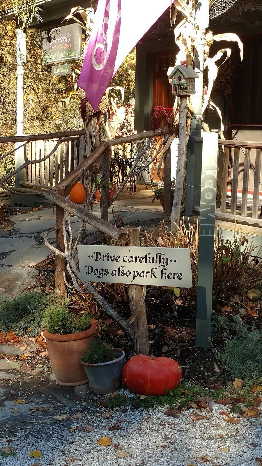 Sissys Kitchen | restaurant | 10 West St, Middletown Springs, VT 05757, USA | 8022352000 OR +1 802-235-2000