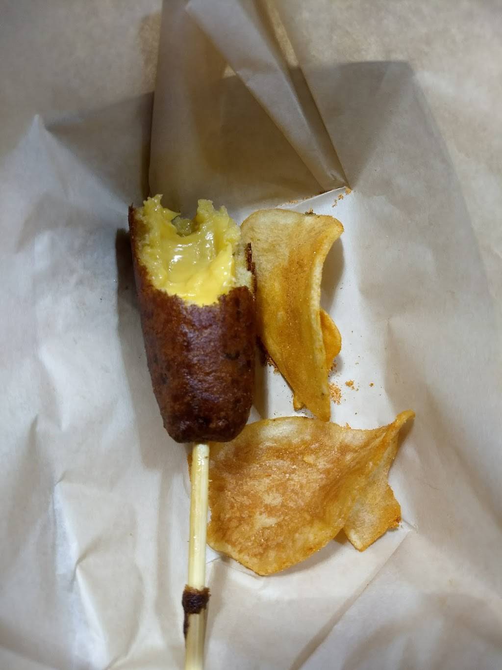 jojos Grill-A-Dog | restaurant | 27471 San Bernardino Ave #210, Redlands, CA 92374, USA | 9093353555 OR +1 909-335-3555