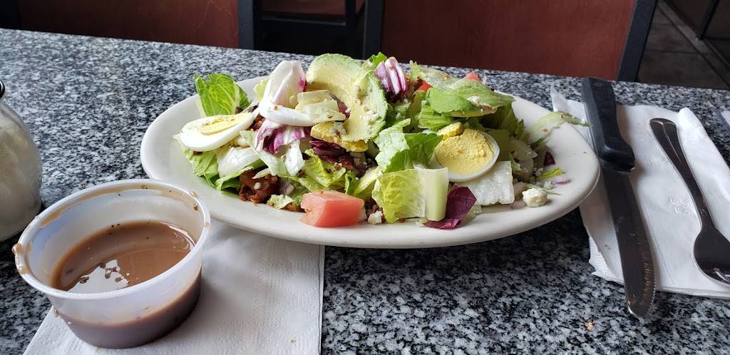 Four66 Pub & Grille | restaurant | 466 Newbury St, Danvers, MA 01923, USA | 9787749662 OR +1 978-774-9662