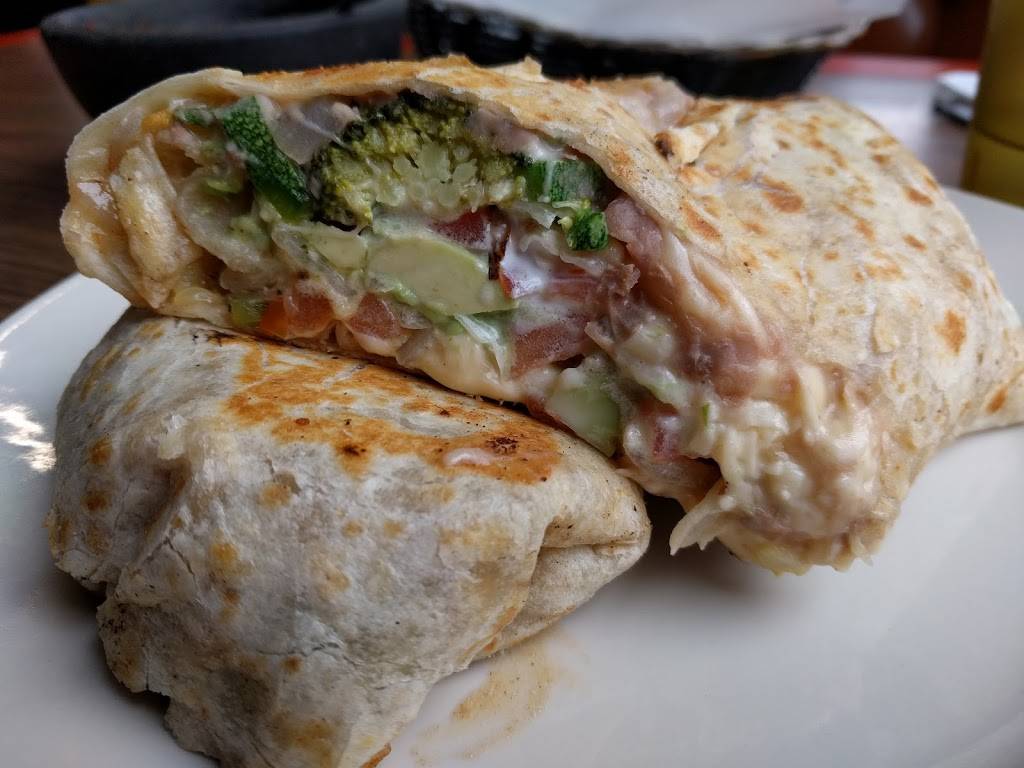 El chubasco | restaurant | 1658 W Cermak Rd, Chicago, IL 60608, USA | 3122269220 OR +1 312-226-9220