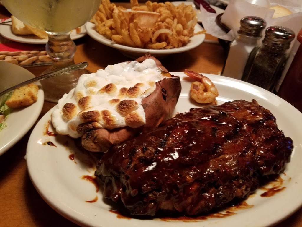 Texas Roadhouse | restaurant | 2422 Naglee Rd, Tracy, CA 95304, USA | 2098301133 OR +1 209-830-1133