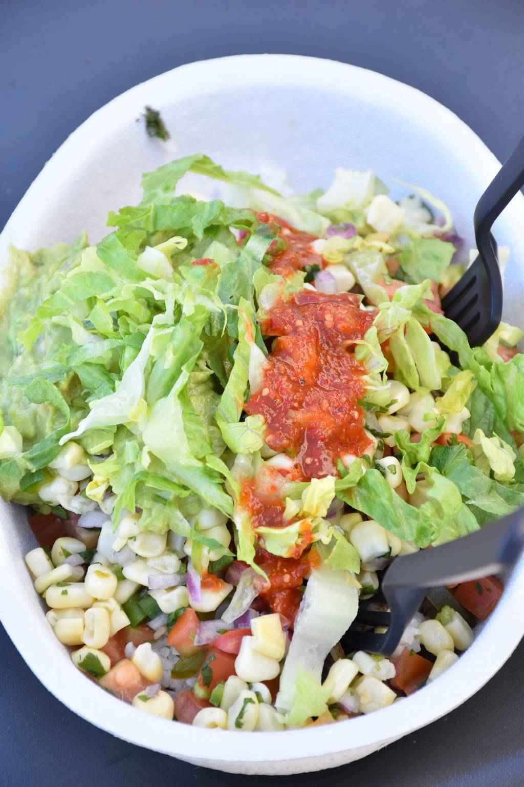 Chipotle Mexican Grill | restaurant | 1828 Hendersonville Rd, Asheville, NC 28803, USA | 8282746370 OR +1 828-274-6370