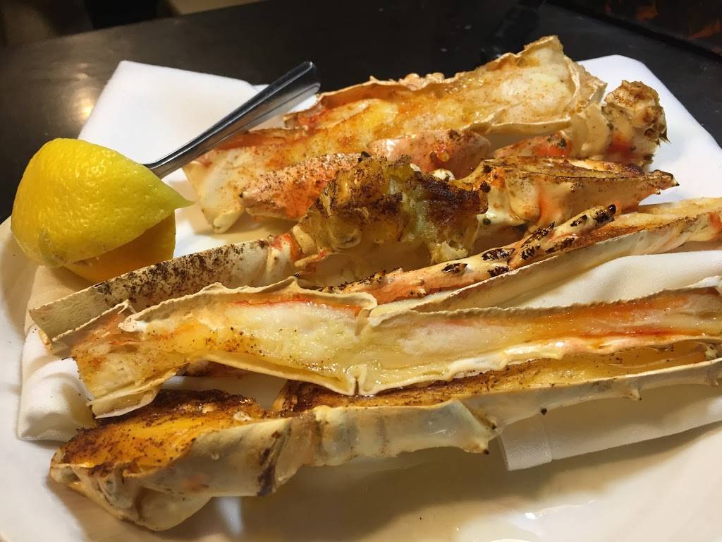 Golden Steer Steakhouse | restaurant | 7635 West Roosevelt Rd, Forest Park, IL 60130, USA | 7087717798 OR +1 708-771-7798