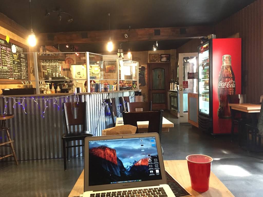 Grind N Crepe | restaurant | 301 Commerce St, Occoquan, VA 22125, USA | 5715723258 OR +1 571-572-3258