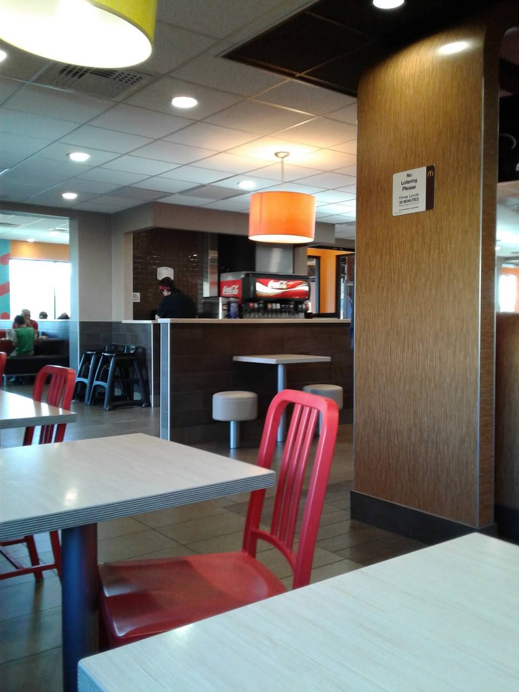 Taco Bell | meal takeaway | 4402 W Glendale Ave, Glendale, AZ 85301, USA | 6239397668 OR +1 623-939-7668