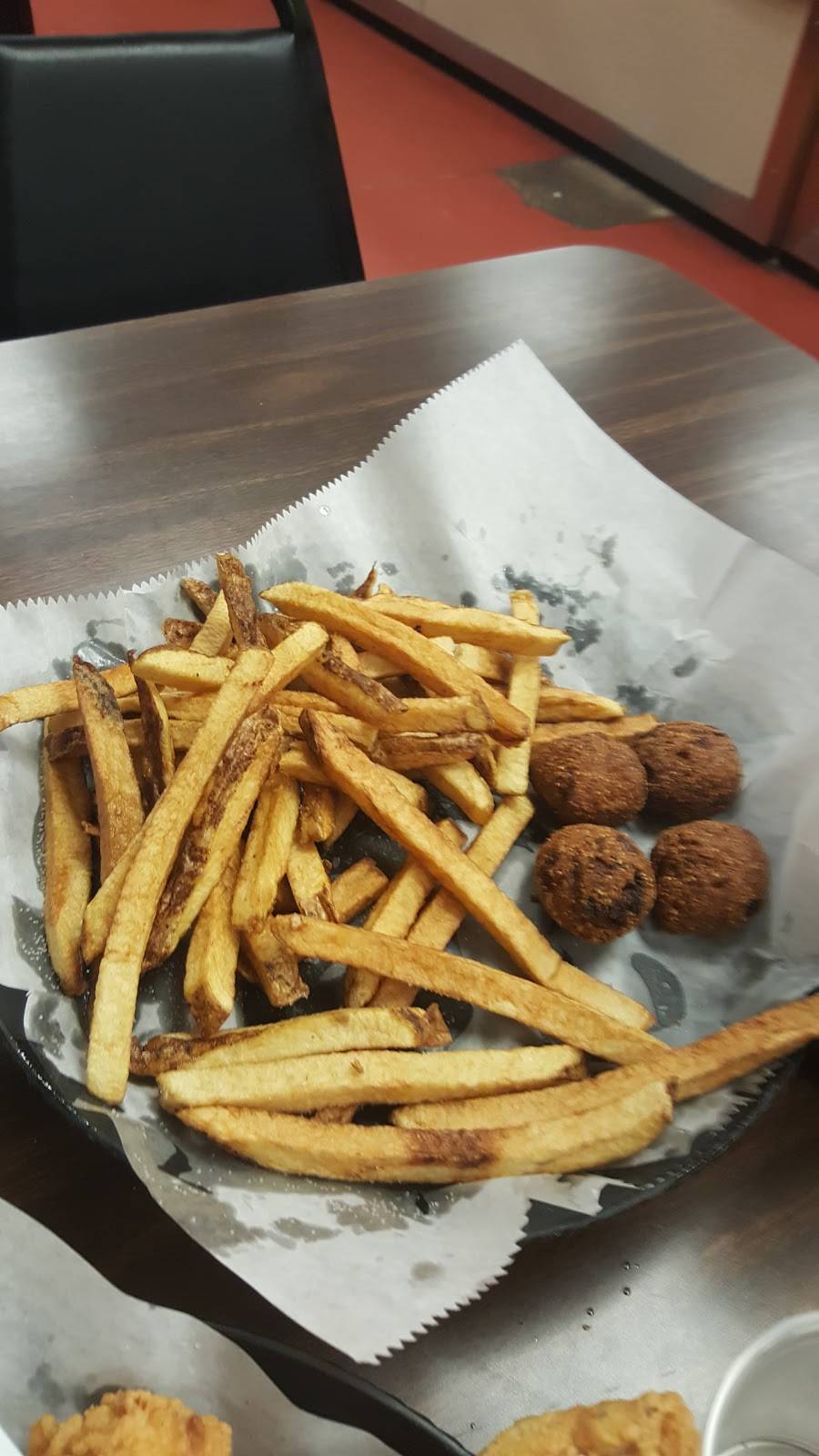 Just In Time Seafood | restaurant | 245 Retail Commons Pkwy, Martinsburg, WV 25403, USA | 3042623474 OR +1 304-262-3474