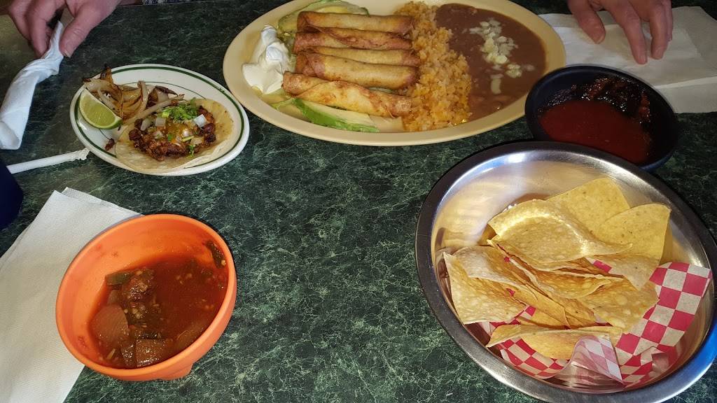 Raymundo | Mexican Restaurant | restaurant | 1716 W 21st St, Wichita, KS 67203, USA | 3162601190 OR +1 316-260-1190