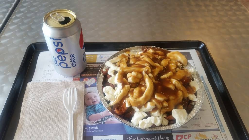 Restaurant Chez T-Yvon Patates | restaurant | 596 Rue Principale, Saint-Amable, QC J0L 1N0, Canada | 4506490381 OR +1 450-649-0381