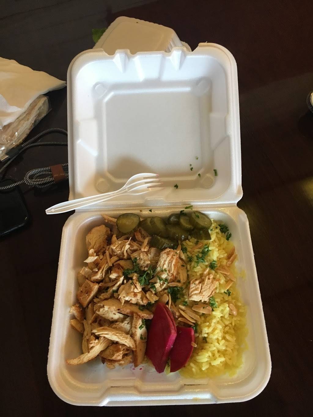 La Kabob Grill | restaurant | 18616 Fenkell Ave, Detroit, MI 48223, USA | 3133077881 OR +1 313-307-7881