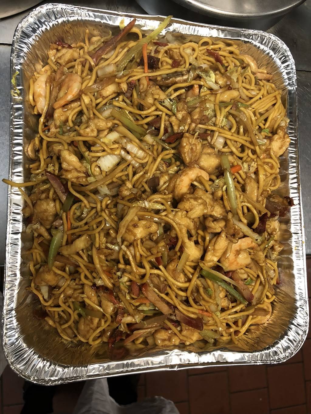 New Tung Hing | restaurant | 693 John F. Kennedy Blvd, Bayonne, NJ 07002, USA | 2018233008 OR +1 201-823-3008