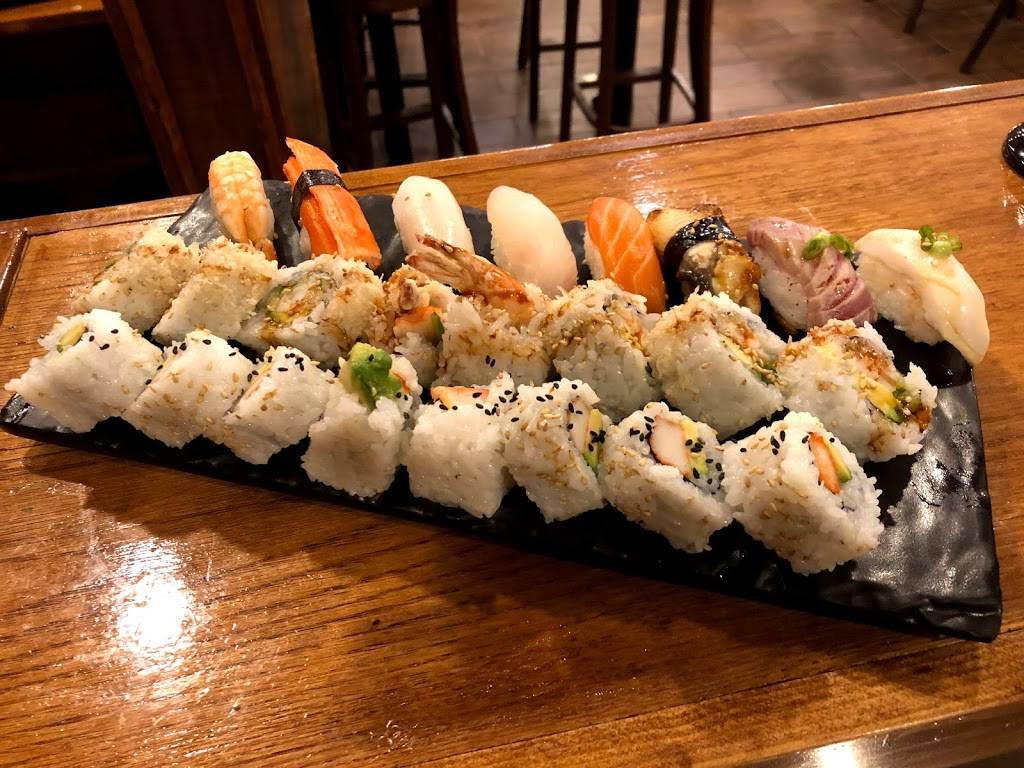 Genki Sushi | restaurant | 1584 Huron Church Rd, Windsor, ON N9C 2L1, Canada | 2262218697 OR +1 226-221-8697