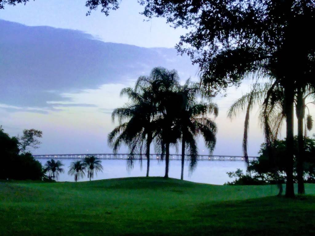 Cove Cay Golf Club | restaurant | 2612 Cove Cay Dr, Clearwater, FL 33760, USA | 7275351406 OR +1 727-535-1406