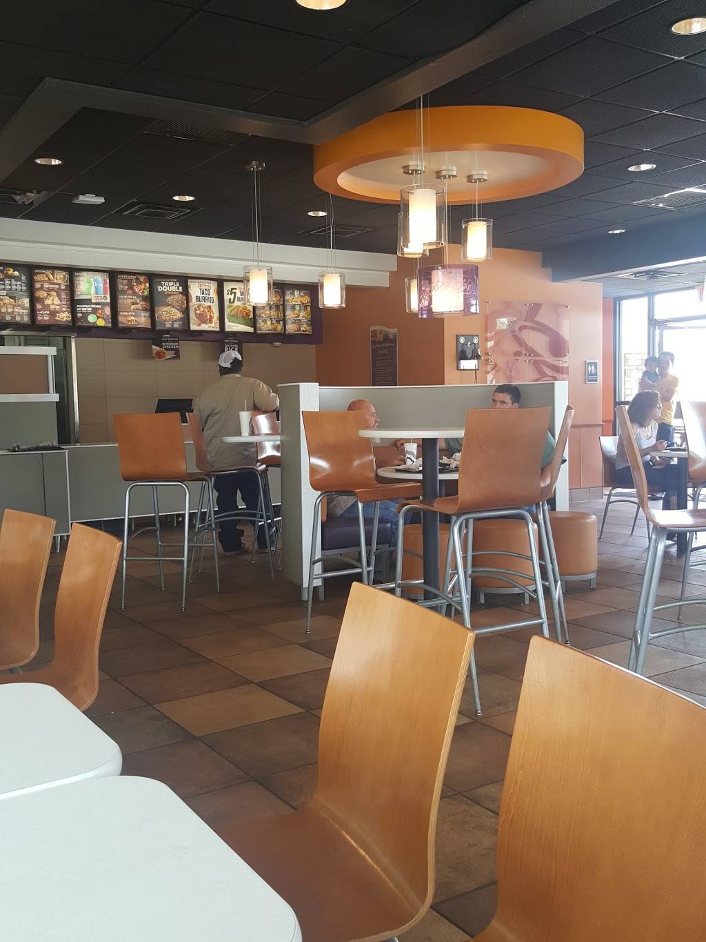 Taco Bell | meal takeaway | 1209 N Missouri St, West Memphis, AR 72301, USA | 8707355709 OR +1 870-735-5709