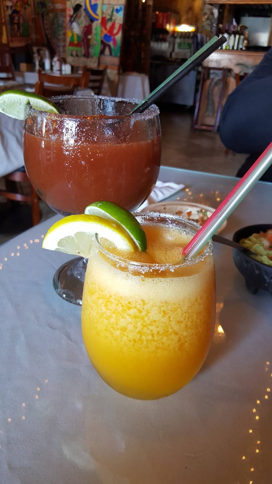 Riveras | restaurant | 2901 E 7th St, Long Beach, CA 90804, USA | 5624348489 OR +1 562-434-8489