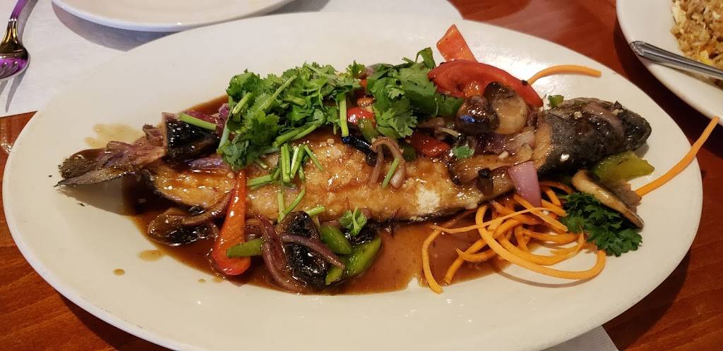 Royal Thai | restaurant | 5324 Grand Ave, Gurnee, IL 60031, USA | 8472442409 OR +1 847-244-2409