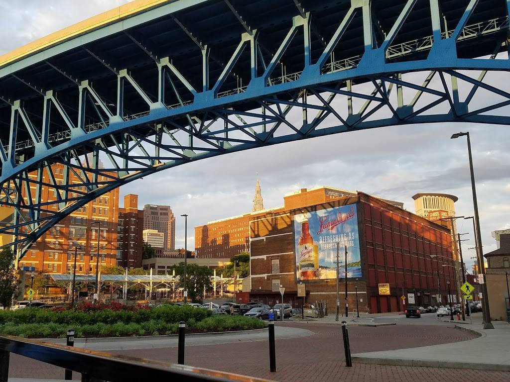 Beerhead Bar & Eatery - Cleveland Flats | restaurant | 1156 W 11th St, Cleveland, OH 44113, USA | 2166212000 OR +1 216-621-2000