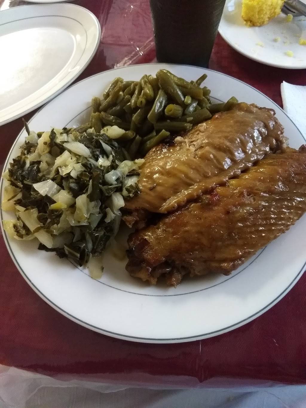 Mommas Place | restaurant | 236 S Wood Ave, Linden, NJ 07036, USA | 9088626500 OR +1 908-862-6500