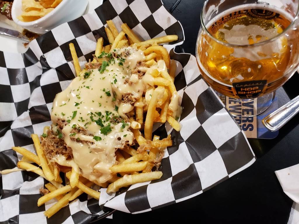 Capital Hop Shop | restaurant | 1431 I St, Sacramento, CA 95814, USA | 9165733875 OR +1 916-573-3875