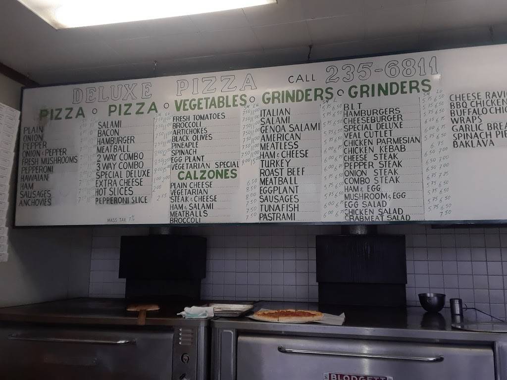 Deluxe Pizza | restaurant | 1 Forest St, Wellesley, MA 02481, USA | 7812356811 OR +1 781-235-6811