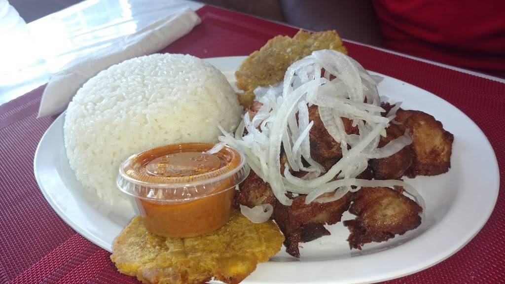 Carmelle Cuisine | restaurant | 9714 N Nebraska Ave, Tampa, FL 33612, USA | 3052007143 OR +1 305-200-7143