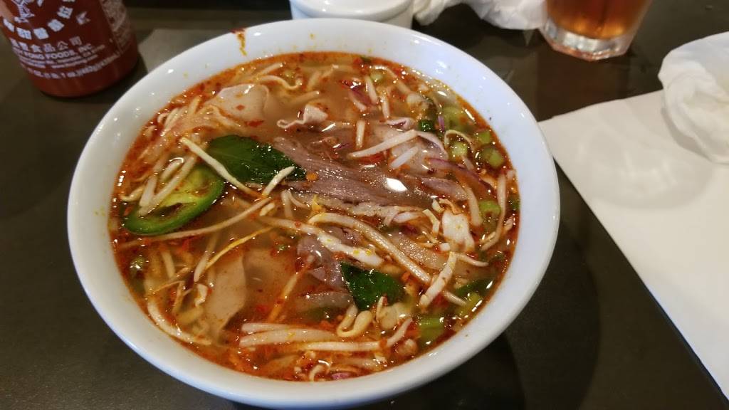 Huynh Restaurant | restaurant | 912 St Emanuel St, Houston, TX 77003, USA | 7132248964 OR +1 713-224-8964