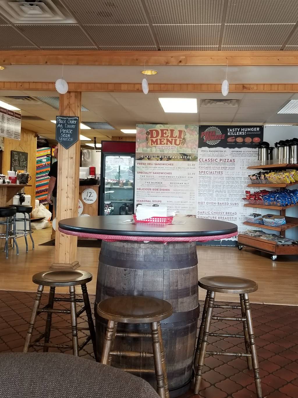 PizzaJunkiez | restaurant | 2930 S Washington St, Kokomo, IN 46902, USA | 7654575555 OR +1 765-457-5555