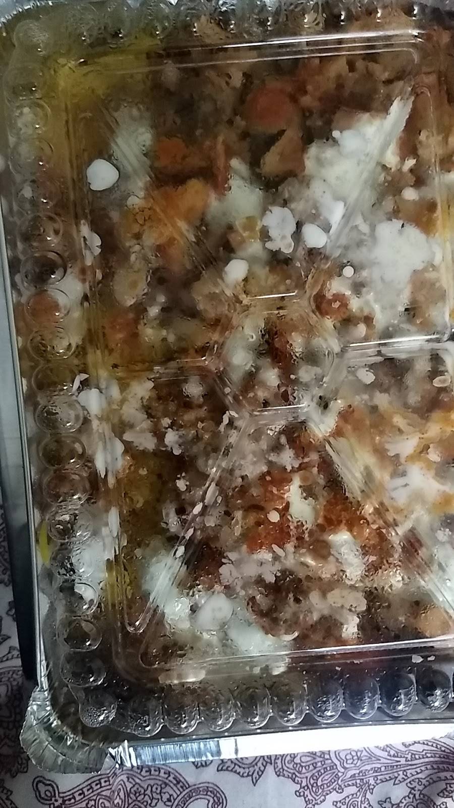 Chicken vs lamb | restaurant | Jack D. Weiler Hospital of the Albert Einstein College of Medicine, 1825 Eastchester Rd, Bronx, NY 10461, USA | 3472107038 OR +1 347-210-7038