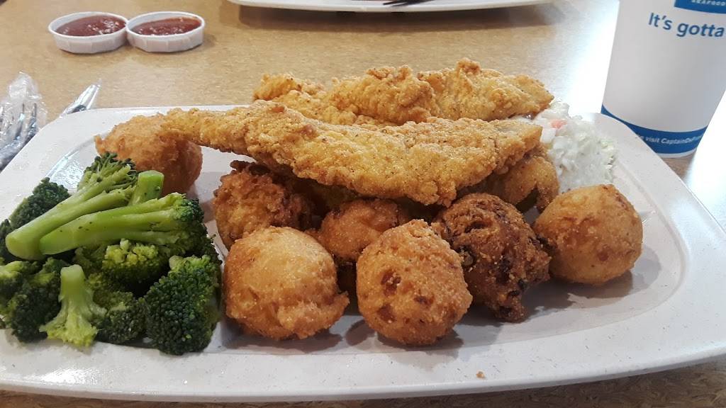 Captain Ds | restaurant | 5854 Hwy 6 N, Houston, TX 77084, USA | 2818580505 OR +1 281-858-0505