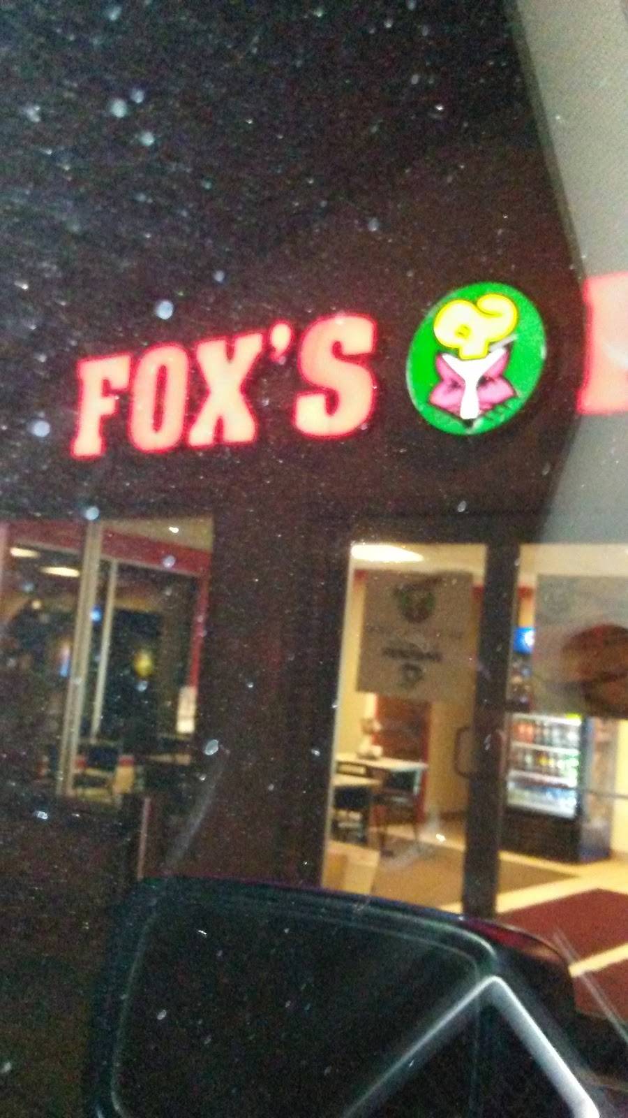 Foxs Pizza Den | restaurant | 662 Centreville Pike, Slippery Rock, PA 16057, USA | 7247943266 OR +1 724-794-3266