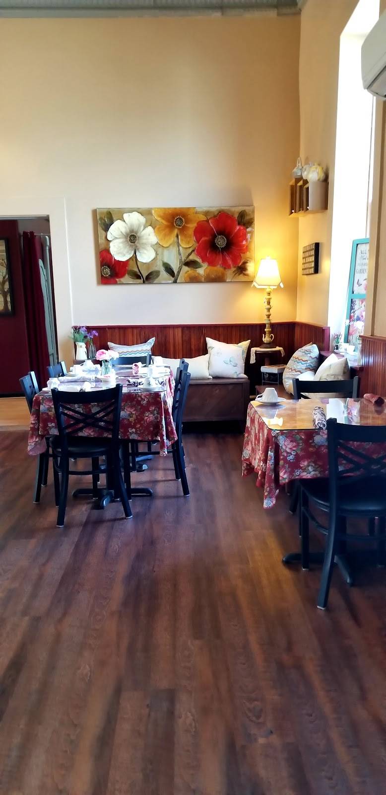 Red Brick Bakery | restaurant | 55 N Main St, Red Lion, PA 17356, USA | 7173327427 OR +1 717-332-7427