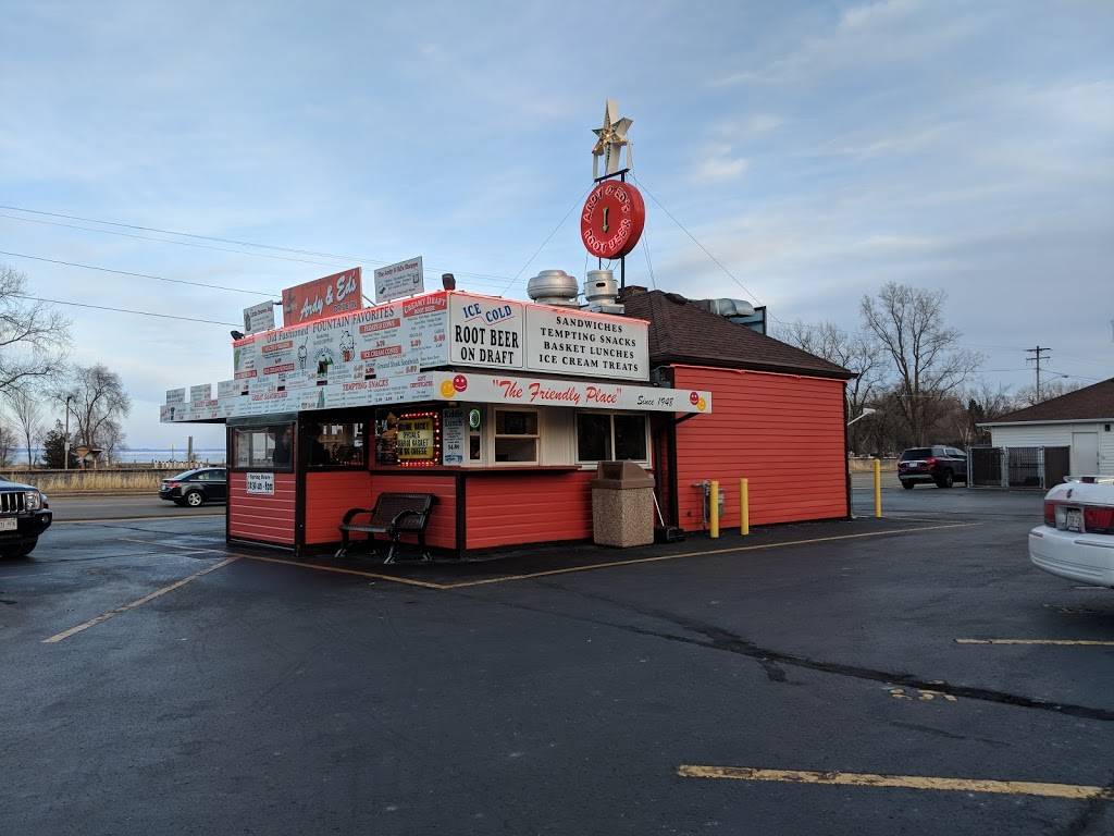 Ardy & Eds Drive In | restaurant | 2413 S Main St, Oshkosh, WI 54902, USA | 9202315455 OR +1 920-231-5455