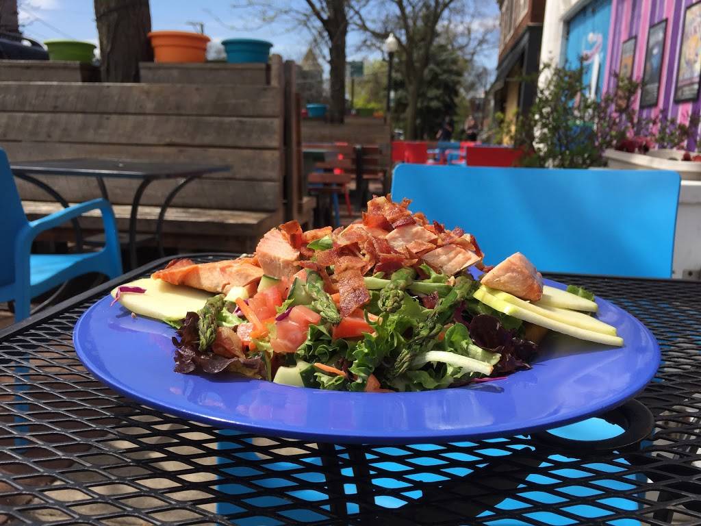 Hamburger Marys Milwaukee | restaurant | 730-734 S 5th St, Milwaukee, WI 53204, USA | 4144882555 OR +1 414-488-2555