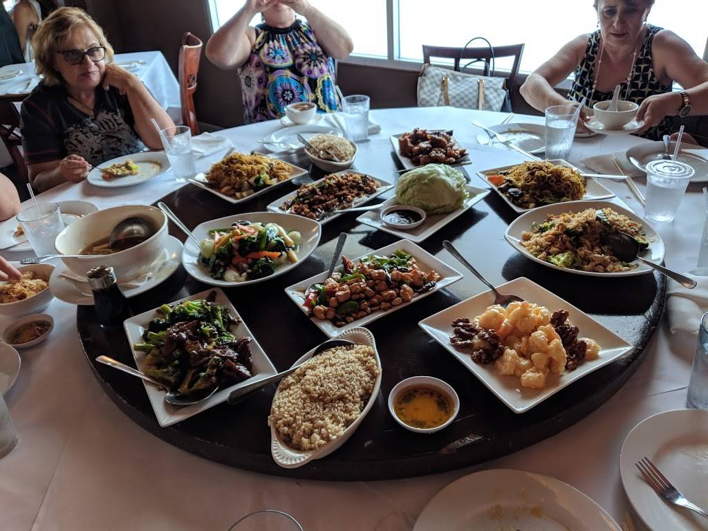 New Moon | restaurant | 2138 Verdugo Blvd, Montrose, CA 91020, USA | 8182494393 OR +1 818-249-4393