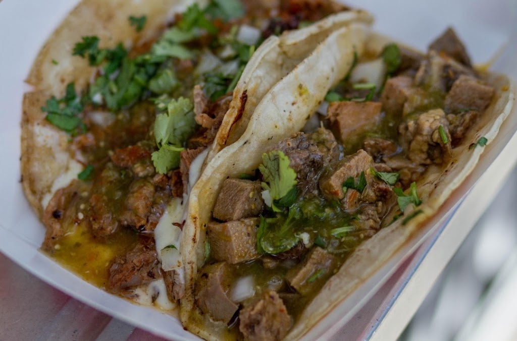 Antojitos Mios | restaurant | 12475 Minnieville Rd, Lake Ridge, VA 22192, USA | 4072559328 OR +1 407-255-9328