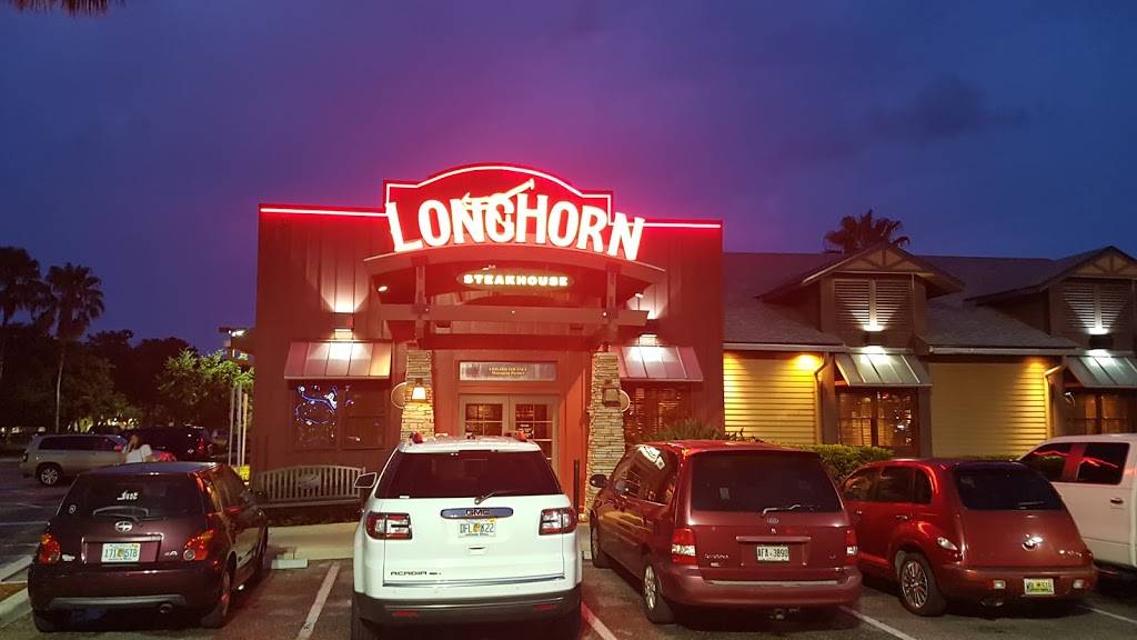 LongHorn Steakhouse | meal takeaway | 2020 Gulf Gate Dr, Sarasota, FL 34231, USA | 9419260344 OR +1 941-926-0344