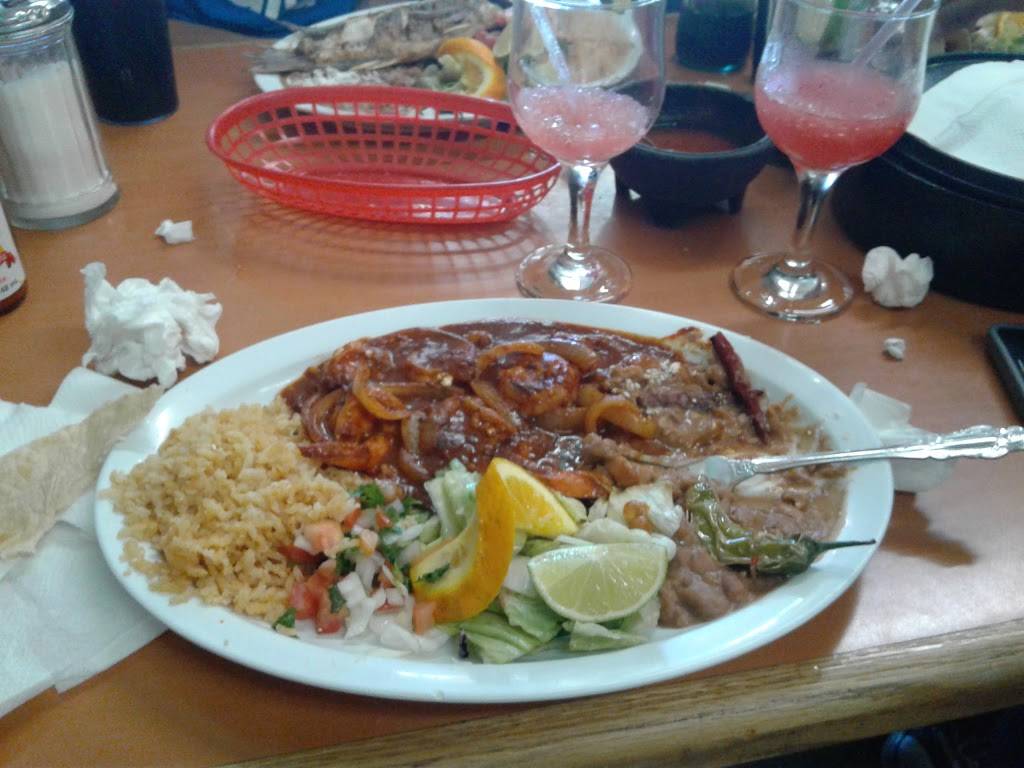 El Chile Picante | restaurant | 1904 S Main St, Santa Ana, CA 92707, USA | 7145572514 OR +1 714-557-2514