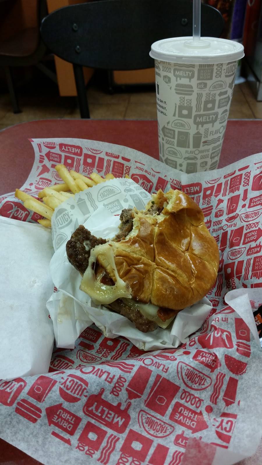 Jack in the Box | restaurant | 1097 E Imperial Hwy, Placentia, CA 92870, USA | 7145282960 OR +1 714-528-2960