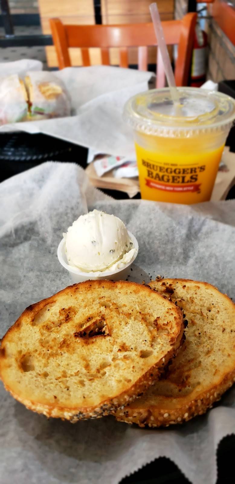 Brueggers Bagels | cafe | 2841 W MacArthur Blvd Suite 3E, Santa Ana, CA 92704, USA | 7145573855 OR +1 714-557-3855