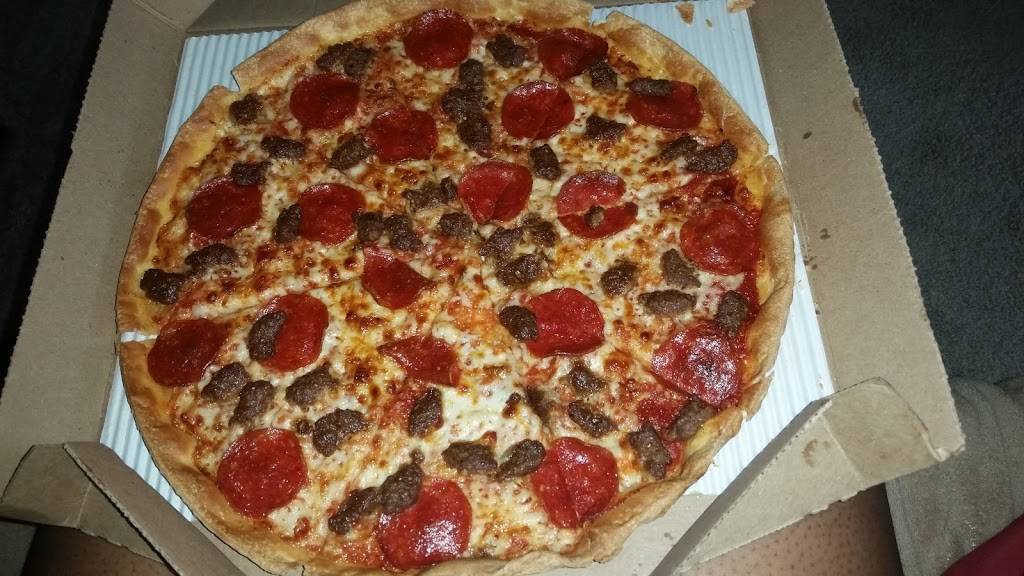 Pizza Hut | restaurant | 850 Chancellor Park Dr, Charlotte, NC 28213, USA | 7045979300 OR +1 704-597-9300