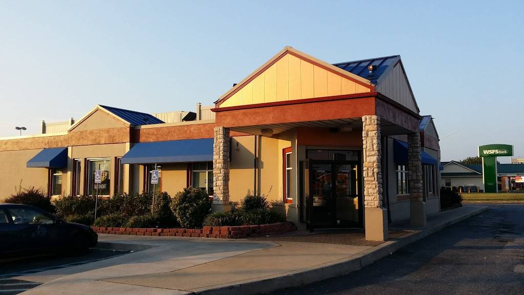 IHOP | restaurant | 148 N Dupont Hwy, New Castle, DE 19720, USA | 3023252188 OR +1 302-325-2188