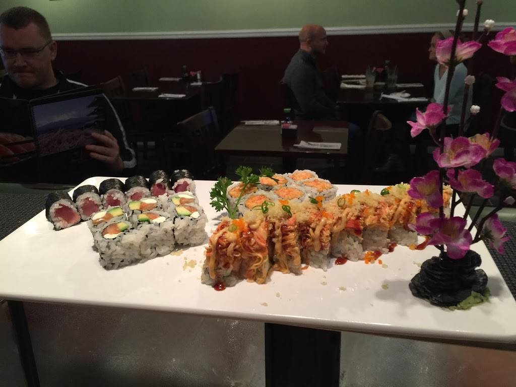 Zuki Sushi House | restaurant | 899 E Aurora Rd, Macedonia, OH 44056, USA | 3307480999 OR +1 330-748-0999